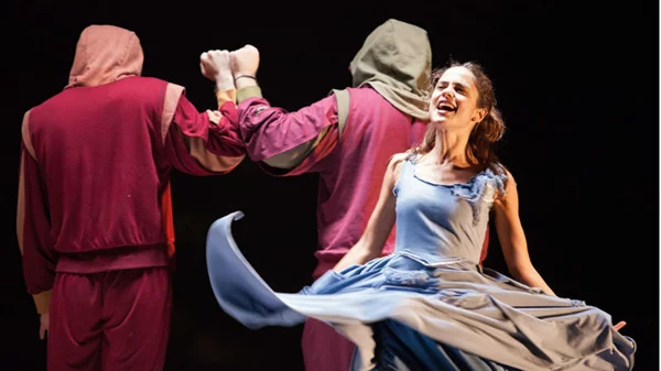 Παράσταση για όλη την οικογένεια